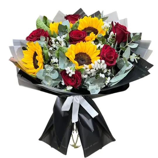 Ramo flores rosas rojas importadas y girasoles